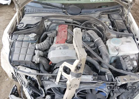 2000 Mercedes-Benz C 230 Kompressor из США, поврежденный, VIN WDBHA24G6YA857124